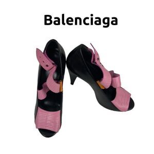 NWOT Balenciago Pink & Black Sandals. Sz 38.5/7